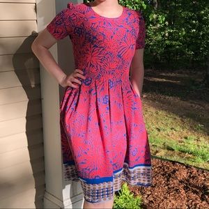 LulaRoe Amelia dress w/ pockets